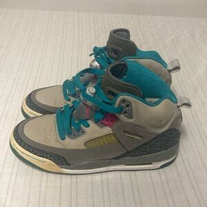 Nike Air Jordan Spizike South Beach Retro turquoise/pink (GS) size 5Y